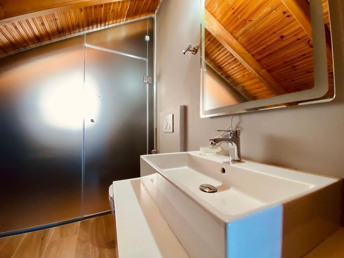 Wild Villa Apartments Sarandë Dış mekan fotoğraf