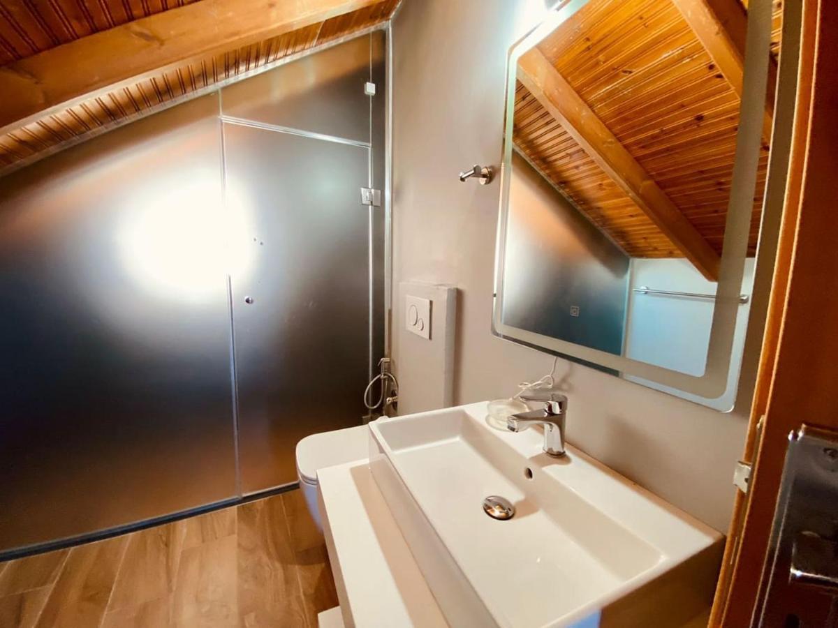 Wild Villa Apartments Sarandë Dış mekan fotoğraf