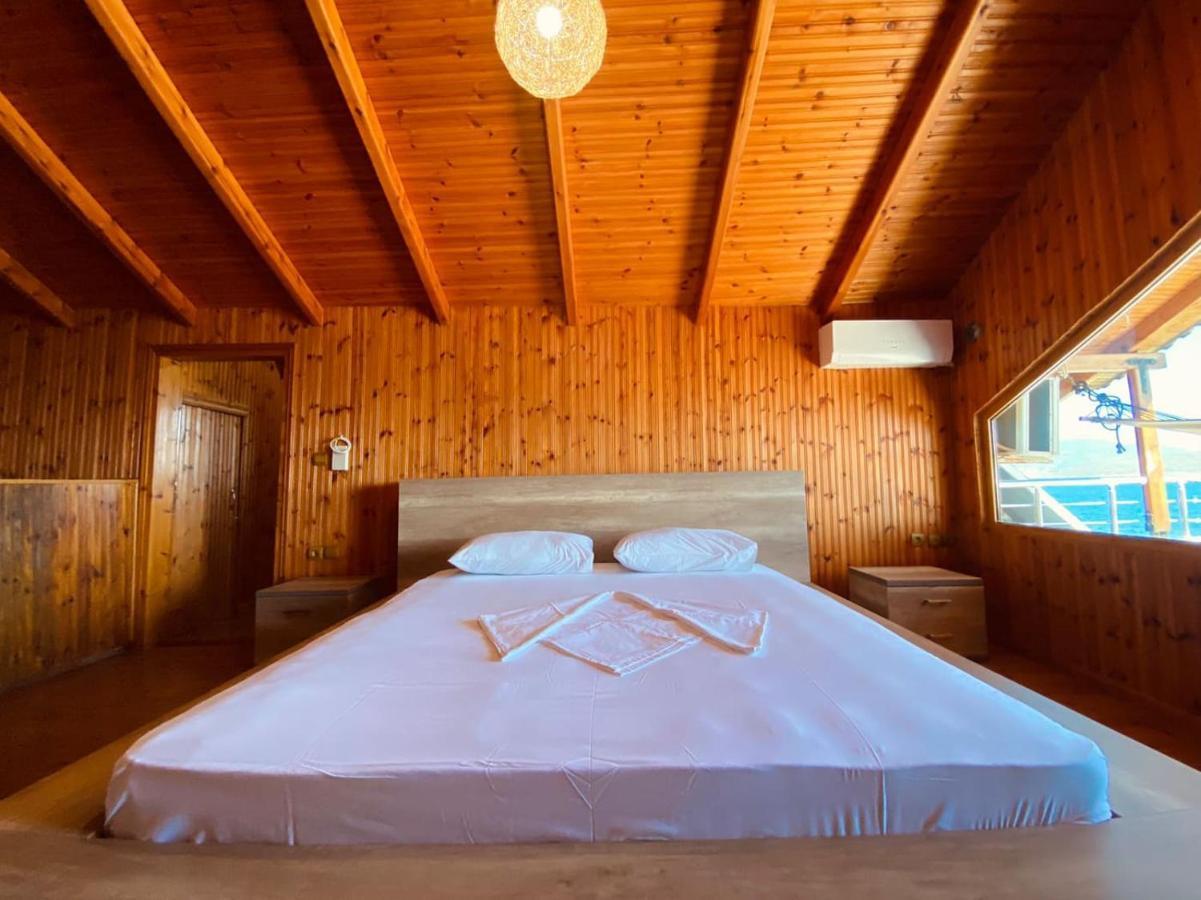 Wild Villa Apartments Sarandë Dış mekan fotoğraf